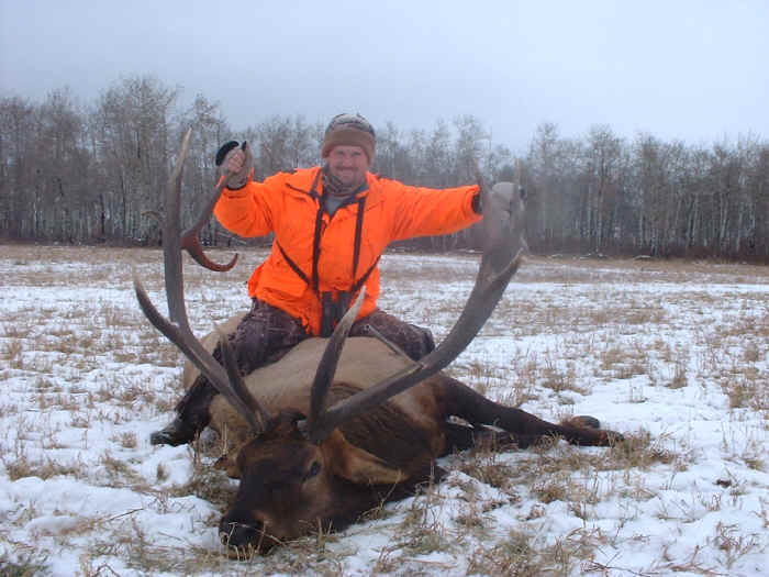 Kevin Neal from Iowa with trophy elk at Echo Lake Hunts in Saskatchewan