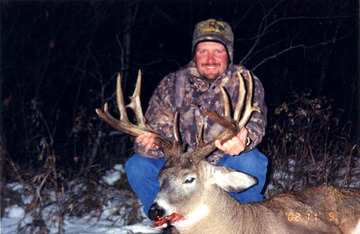 Kevin Neal from Iowa with trophy whitetail at Echo Lake Hunts in Saskatchewan