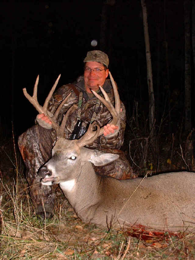 Bob Bruner from Nevada with trophy whitetail at Echo Lake Hunts in Saskatchewan