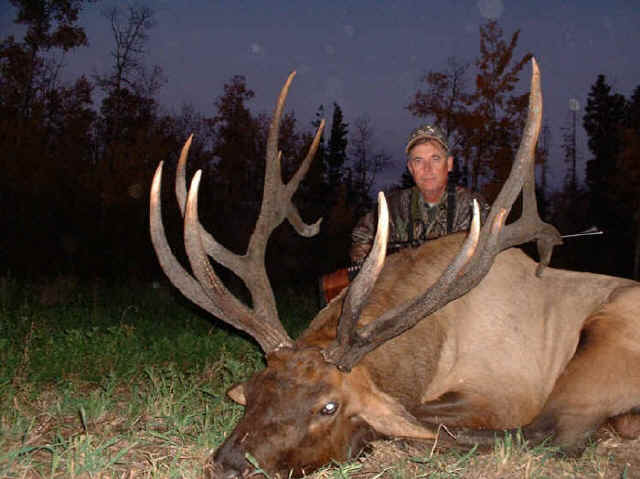 Bob Collins from Texas with trophy elk at Echo Lake Hunts in Saskatchewan