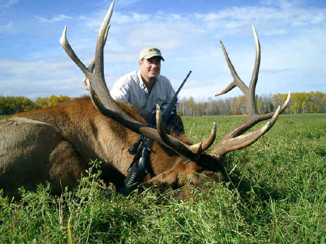 Doug Stone from Texas with trophy elk at Echo Lake Hunts in Saskatchewan