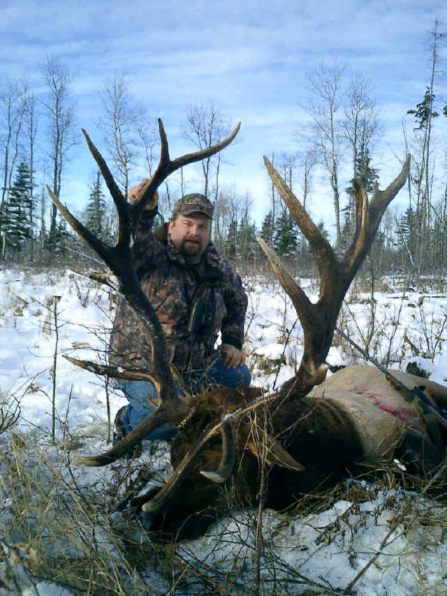 Ron Jurin from California with trophy elk at Echo Lake Hunts in Saskatchewan