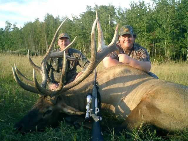 Forest Daigle from Texas with trophy elk at Echo Lake Hunts in Saskatchewan