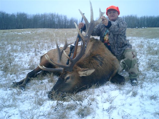 Bill McNair from Nevada with trophy bull elk at Echo Lake Hunts in Saskatchewan