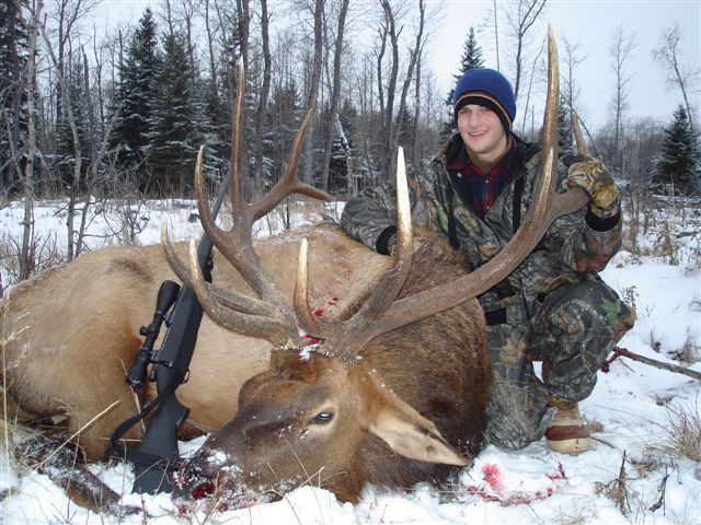 Brandon Picket from Washington with trophy bull elk at Echo Lake Hunts in Saskatchewan