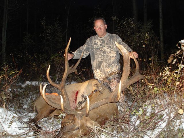Garry Crook from Texas with trophy bull elk at Echo Lake Hunts in Saskatchewan