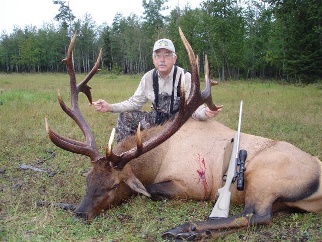 Richard Goswick from Texas with trophy bull elk at Echo Lake Hunts in Saskatchewan