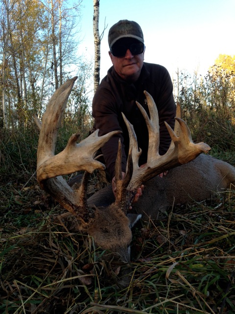 Joel Haffnier from Oregon with trophy bull elk at Echo Lake Hunts in Saskatchewan