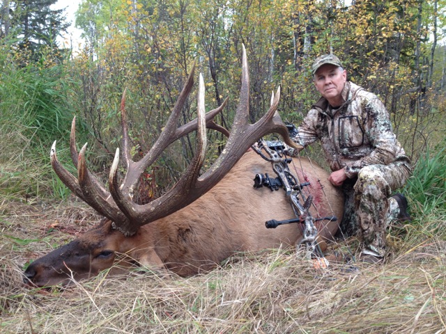 Bill Brown from New Hampshire with trophy bull elk at Echo Lake Hunts in Saskatchewan