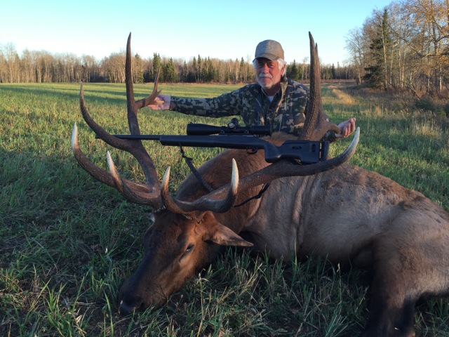Jack Mullen from Georgia with trophy bull elk at Echo Lake Hunts in Saskatchewan