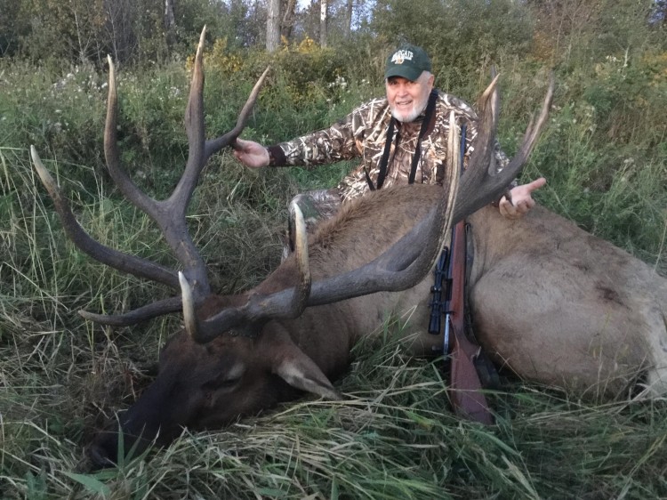 Bob Bertrand from Arkansas with trophy bull elk at Echo Lake Hunts in Saskatchewan