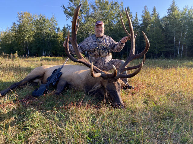 Howard Dicky from Texas with trophy bull elk at Echo Lake Hunts in Saskatchewan