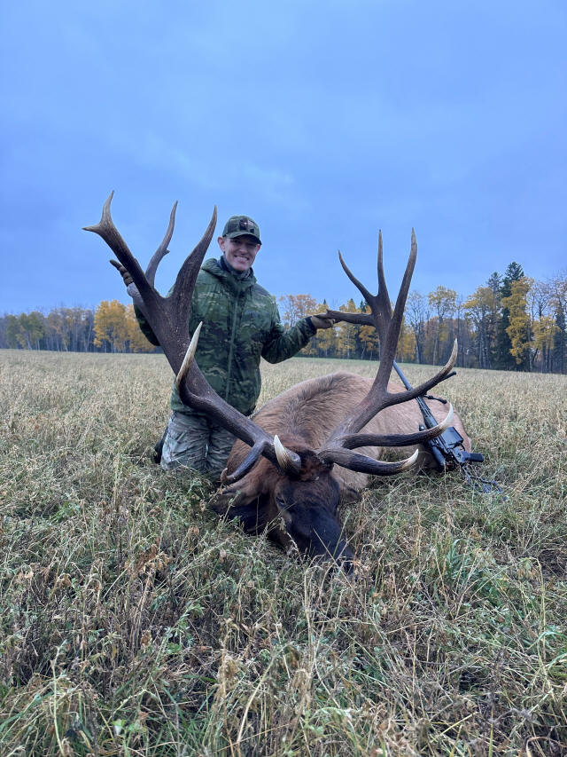 Anthony Sedlacek from Texas with trophy bull elk at Echo Lake Hunts