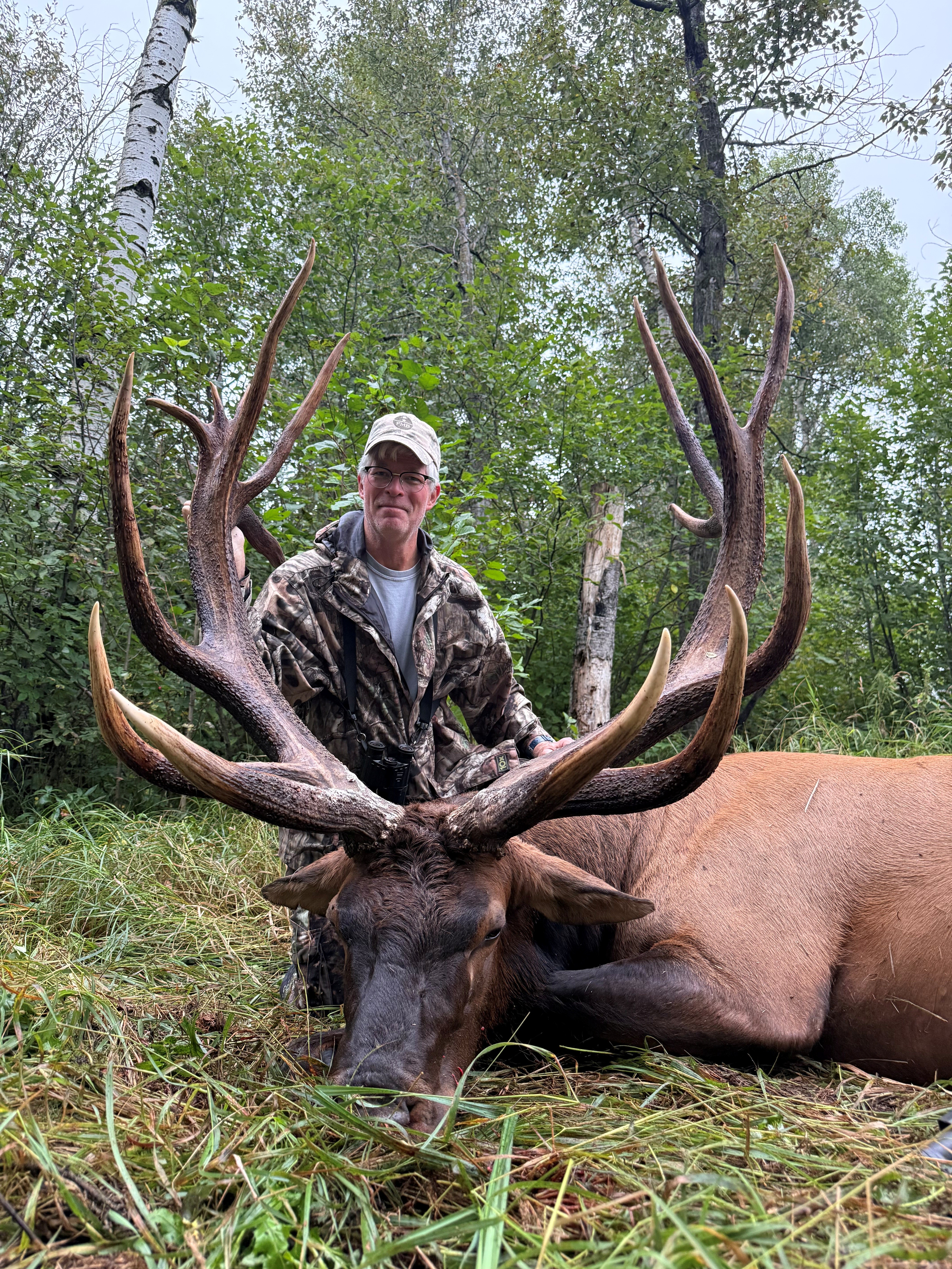 Danna Toole from Georgia with a trophy elk at Echo Lake Hunts in Saskatchewan