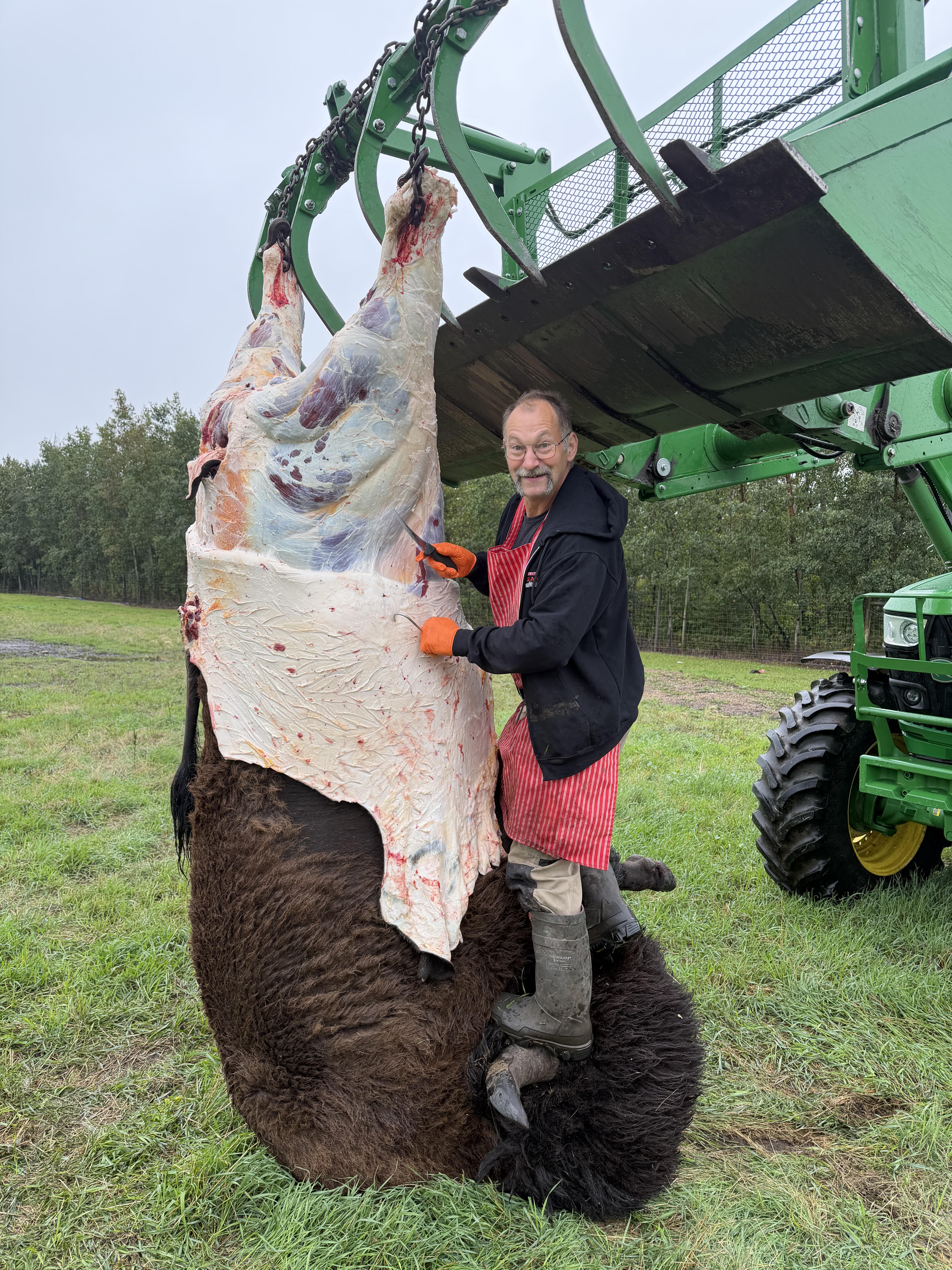 A big job at Echo Lake Hunts in Saskatchewan